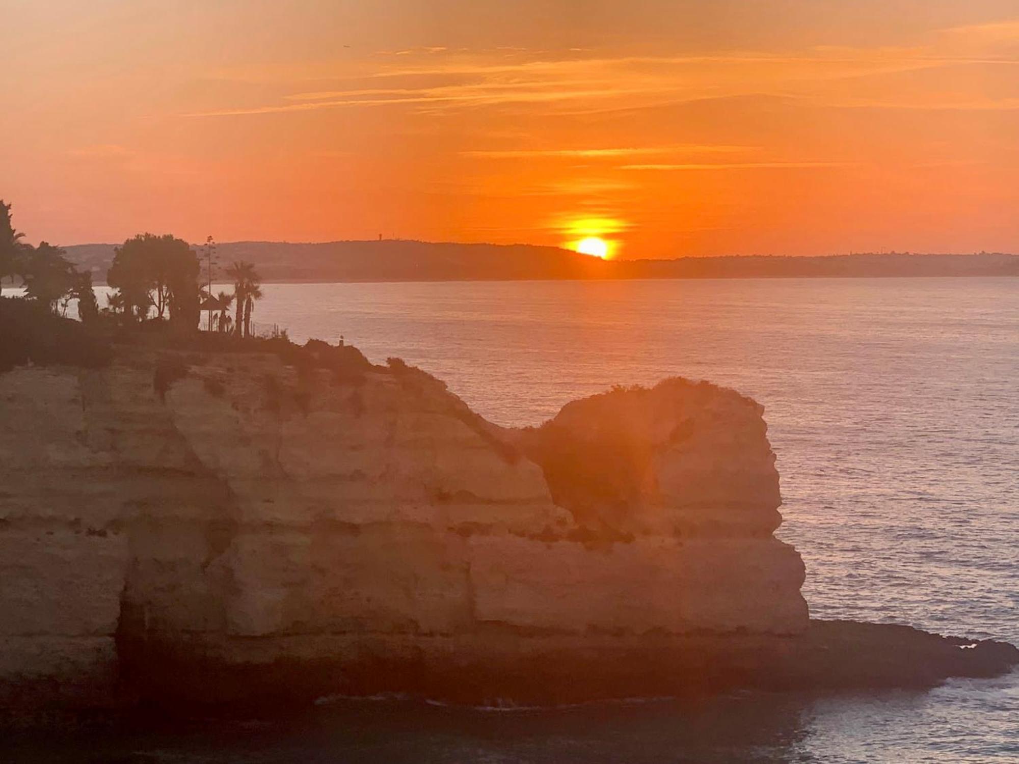 Castelo Da Esperanca Na Vila Sra Da Rocha Porches  Exteriör bild